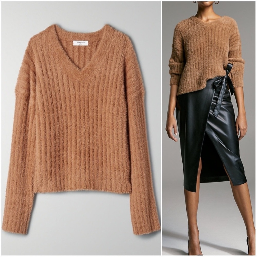 Aritzia Babaton Camel Teddy Sweater | Medium